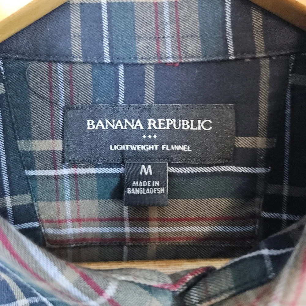 Banana Republic this nice